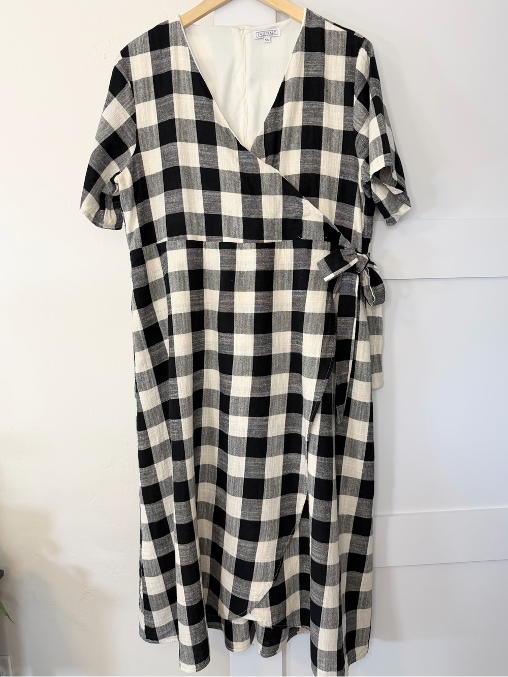 Sweet Salt Modest Clothing Black and White Buffalo Plaid Faux Wrap Dress XXL